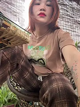 Emily 9xx online show from 03.05.25