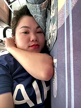 Emily 9xx online show from 10.10.25