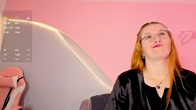 Snapshot of AllisonRoberts_ chatting on 04.11.26 AllisonRoberts online show from 04.11.26