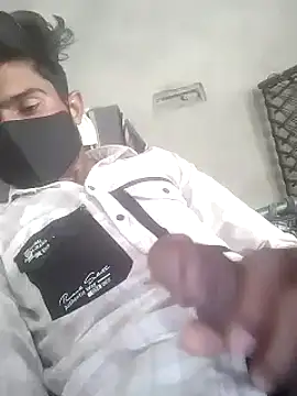 Snapshot of Yasha_14C_Creator chatting on 03.08.25 Yasha 14C Creator online show from 03.08.25