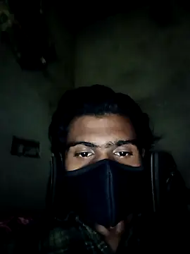 Snapshot of Yasha_14C_Creator chatting on 10.30.25 Yasha 14C Creator online show from 10.30.25