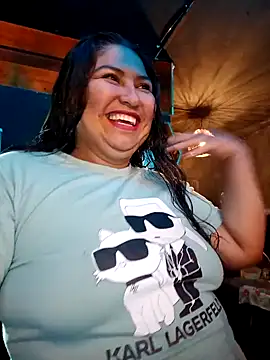 Snapshot of Marcela87 chatting on 12.26.24 Marcela87 online show from 12.26.24