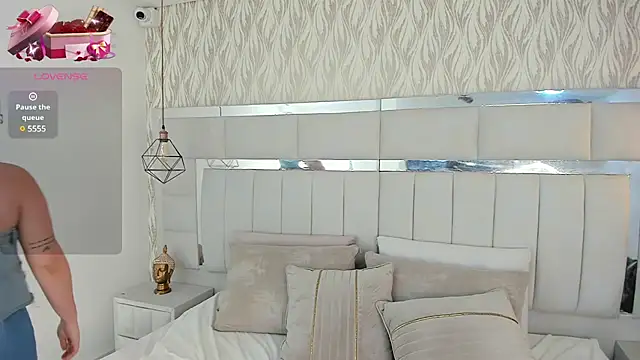 1m dalhia online show from 02.19.25