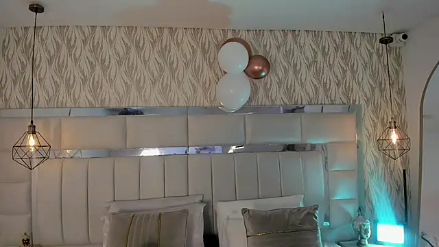 1m dalhia online show from 09.17.25