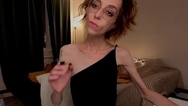 amber quell here online show from 03.14.26