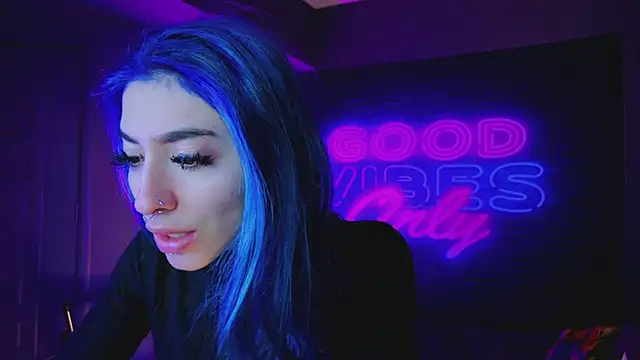 AriaVoss online show from 01.18.25