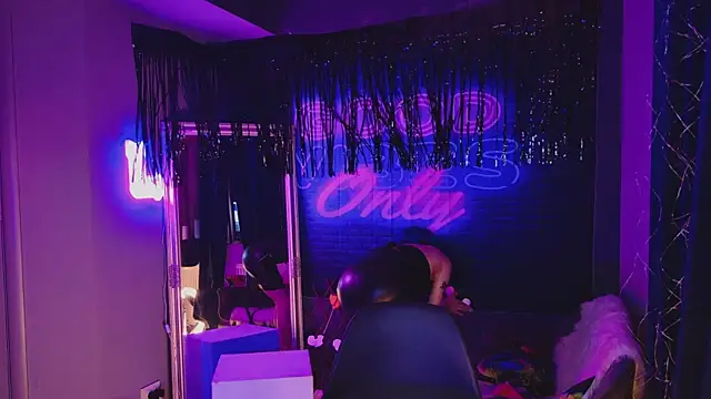 AriaVoss online show from 02.13.25