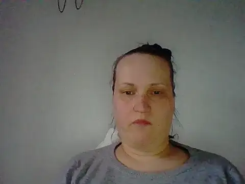 Snapshot of _squirty_cum_lady_ chatting on 02.13.25 squirty cum lady online show from 02.13.25