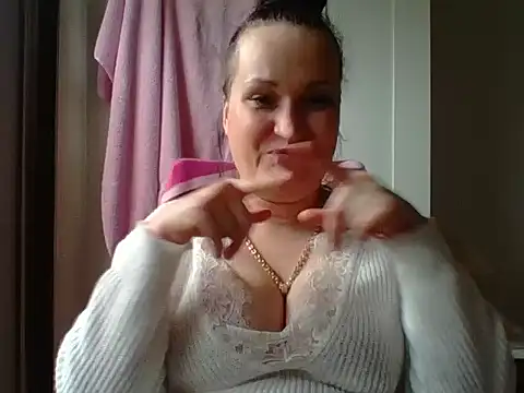 Snapshot of _squirty_cum_lady_ chatting on 02.28.25 squirty cum lady online show from 02.28.25