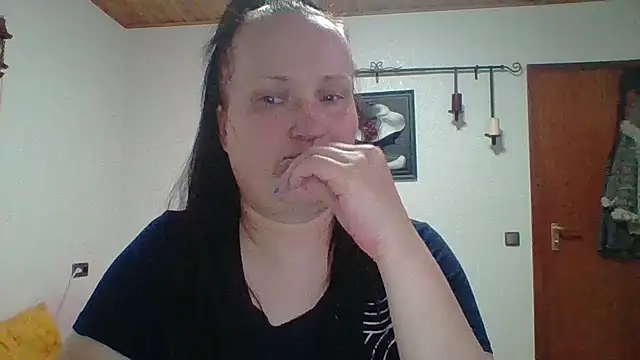 Snapshot of _squirty_cum_lady_ chatting on 09.20.25 squirty cum lady online show from 09.20.25