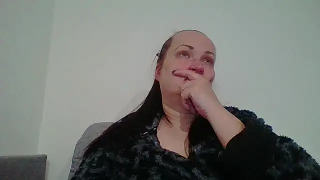 Snapshot of _squirty_cum_lady_ chatting on 10.20.25 squirty cum lady online show from 10.20.25