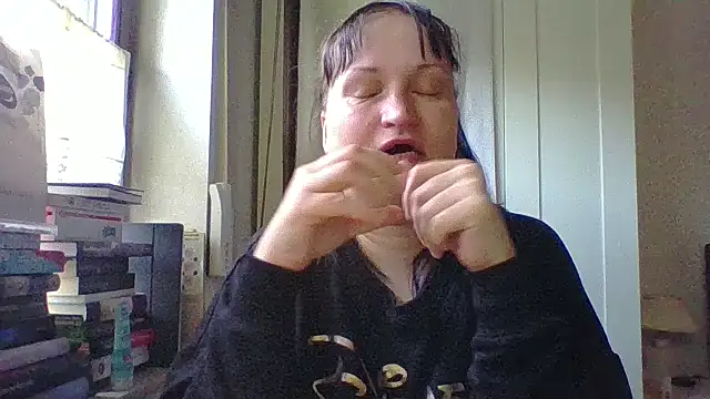  squirty cum lady  online show from 03.29.26