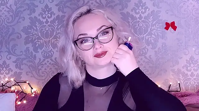 Snapshot of EllianaReese chatting on 01.11.26 EllianaReese online show from 01.11.26