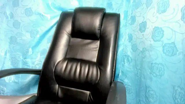 Dana Jeins online show from 10.28.25