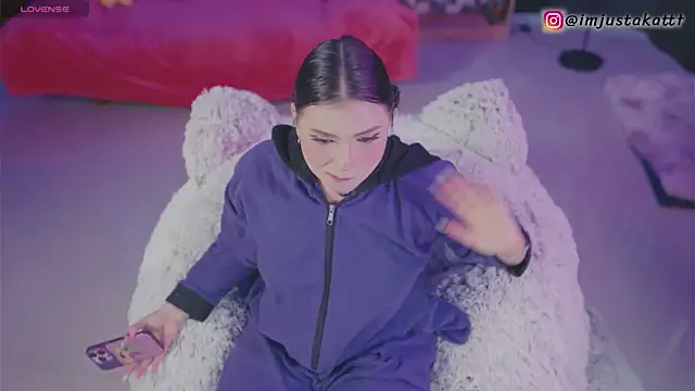 sensualkattt online show from 11.06.25