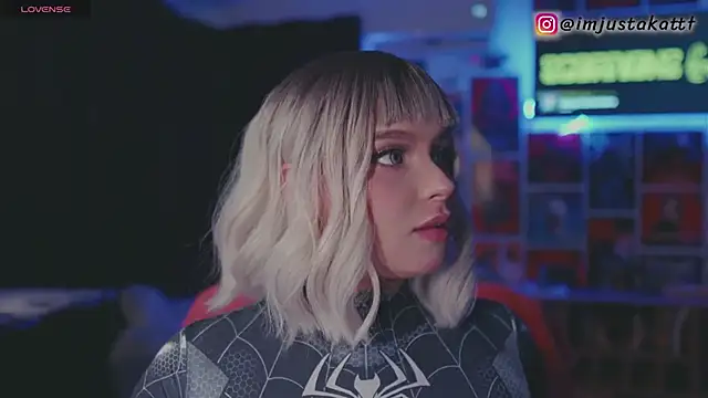 sensualkattt online show from 05.13.26