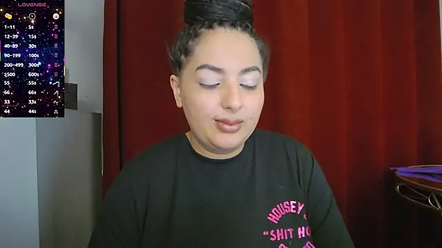 BustyAllyy online show from 10.25.25