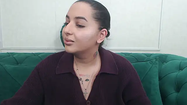 BustyAllyy online show from 04.08.26