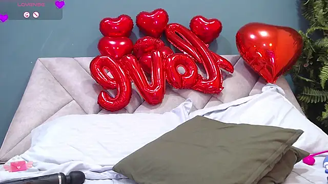 SharisWillian online show from 02.15.25