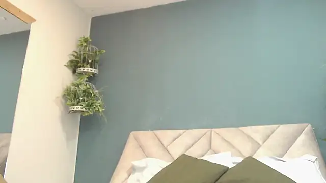 SharisWillian online show from 11.15.25