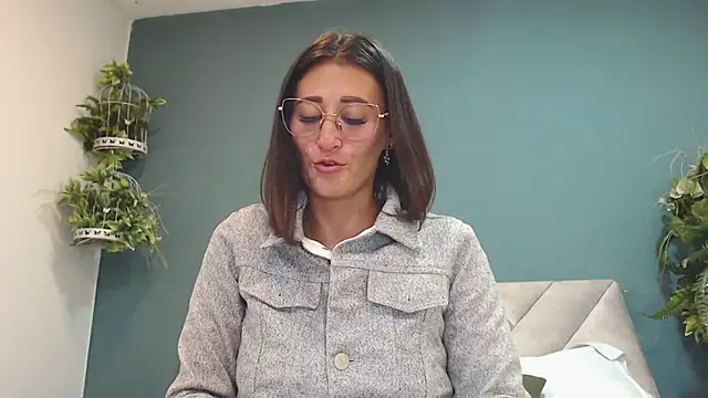 SharisWillian online show from 12.18.25