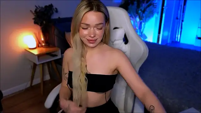 Snapshot of Lily_Yin chatting on 02.19.26 Lily Yin online show from 02.19.26