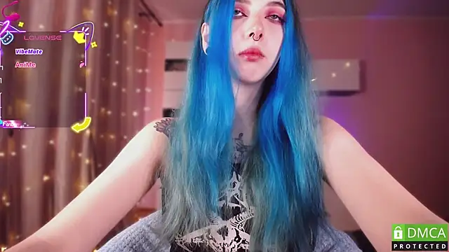 Snapshot of JustMeowGirl chatting on 10.15.25 JustMeowGirl online show from 10.15.25