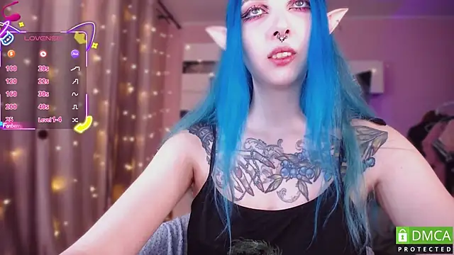 JustMeowGirl online show from 11.05.25