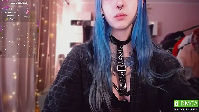 Snapshot of JustMeowGirl chatting on 01.19.26 JustMeowGirl online show from 01.19.26