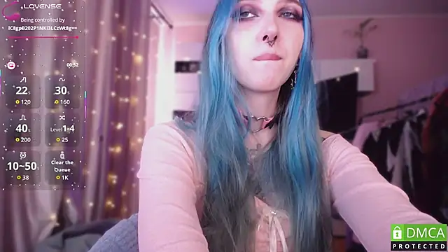 Snapshot of JustMeowGirl chatting on 02.14.26 JustMeowGirl online show from 02.14.26