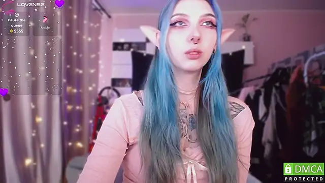 Snapshot of JustMeowGirl chatting on 02.20.26 JustMeowGirl online show from 02.20.26