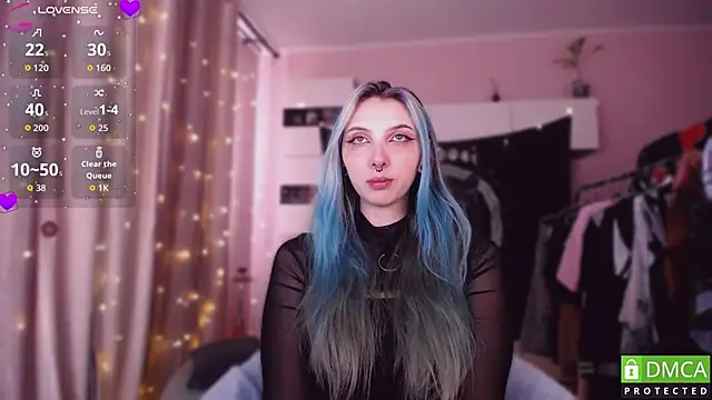 Snapshot of JustMeowGirl chatting on 03.04.26 JustMeowGirl online show from 03.04.26