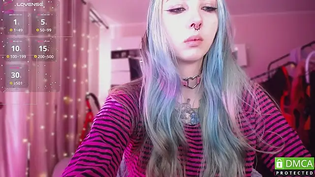 JustMeowGirl online show from 04.10.26