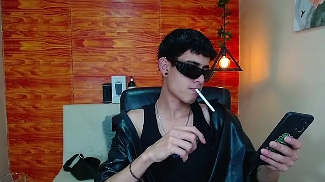 Snapshot of Bastiaan_28 chatting on 01.17.25 Bastiaan 28 online show from 01.17.25