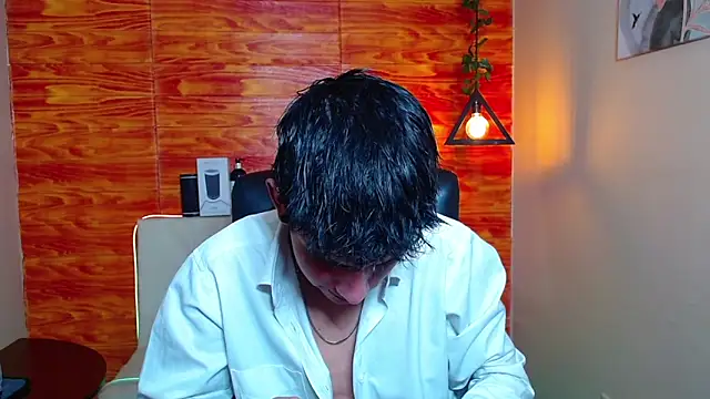 Snapshot of Bastiaan_28 chatting on 01.20.25 Bastiaan 28 online show from 01.20.25