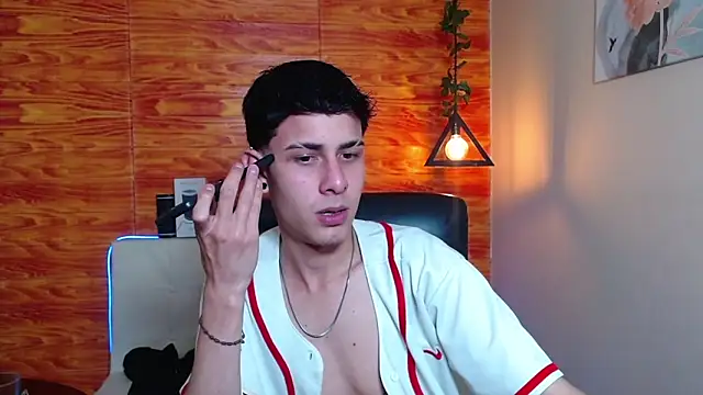 Snapshot of Bastiaan_28 chatting on 01.23.25 Bastiaan 28 online show from 01.23.25