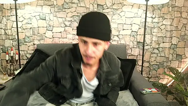 Snapshot of Bastiaan_28 chatting on 10.24.25 Bastiaan 28 online show from 10.24.25