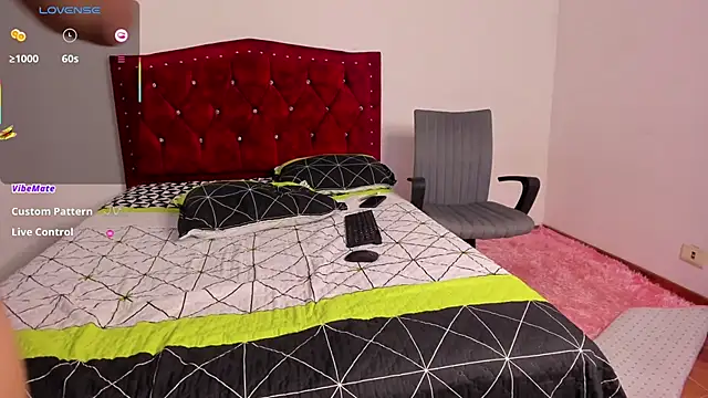 Valentine petite1 online show from 02.26.25