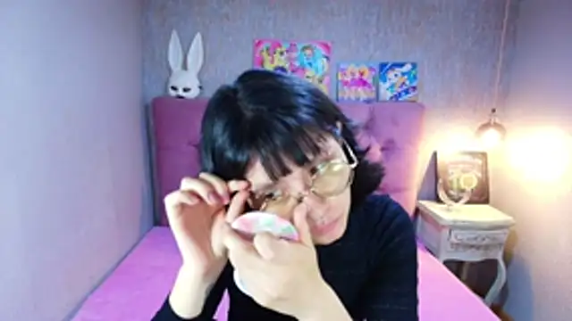 Snapshot of charlottemoonxz chatting on 06.24.26 charlottemoonxz online show from 06.24.26