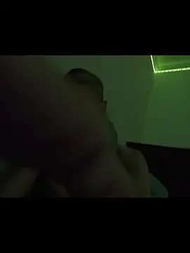 Snapshot of PutoCpsBR chatting on 10.29.25 PutoCpsBR online show from 10.29.25