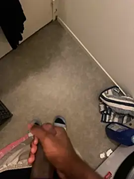 damien954 online show from 04.14.26