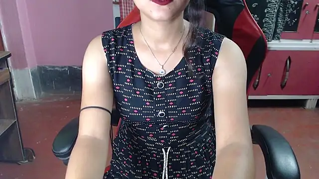 Snapshot of Angel_Alison_ chatting on 05.19.26 Angel Alison online show from 05.19.26
