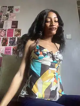 Snapshot of GoddessVee chatting on 02.01.25 GoddessVee online show from 02.01.25