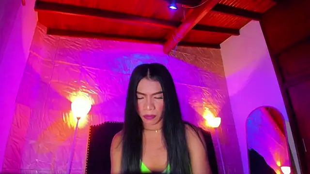 Snapshot of kimberly_Gonzalez1 chatting on 05.22.26 kimberly Gonzalez1 online show from 05.22.26