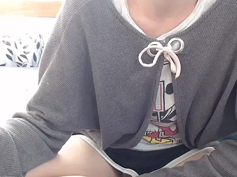 Snapshot of XxLollaXx chatting on 06.12.26 XxLollaXx online show from 06.12.26