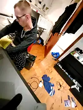 0815lukas2024 online show from 01.04.25