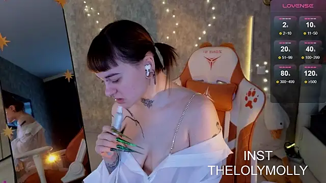 LolyMolli online show from 11.23.25