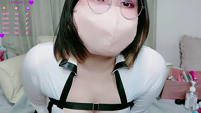 Snapshot of mi_chat chatting on 02.01.26 mi chat online show from 02.01.26