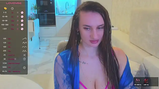 Cherry-Legenda online show from 04.22.26