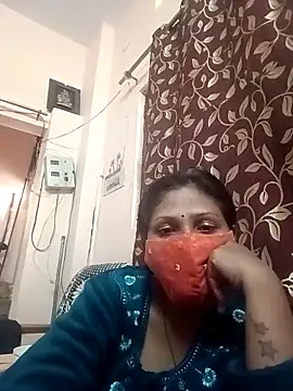 Snapshot of Sajal-03 chatting on 11.15.25 Sajal-03 online show from 11.15.25